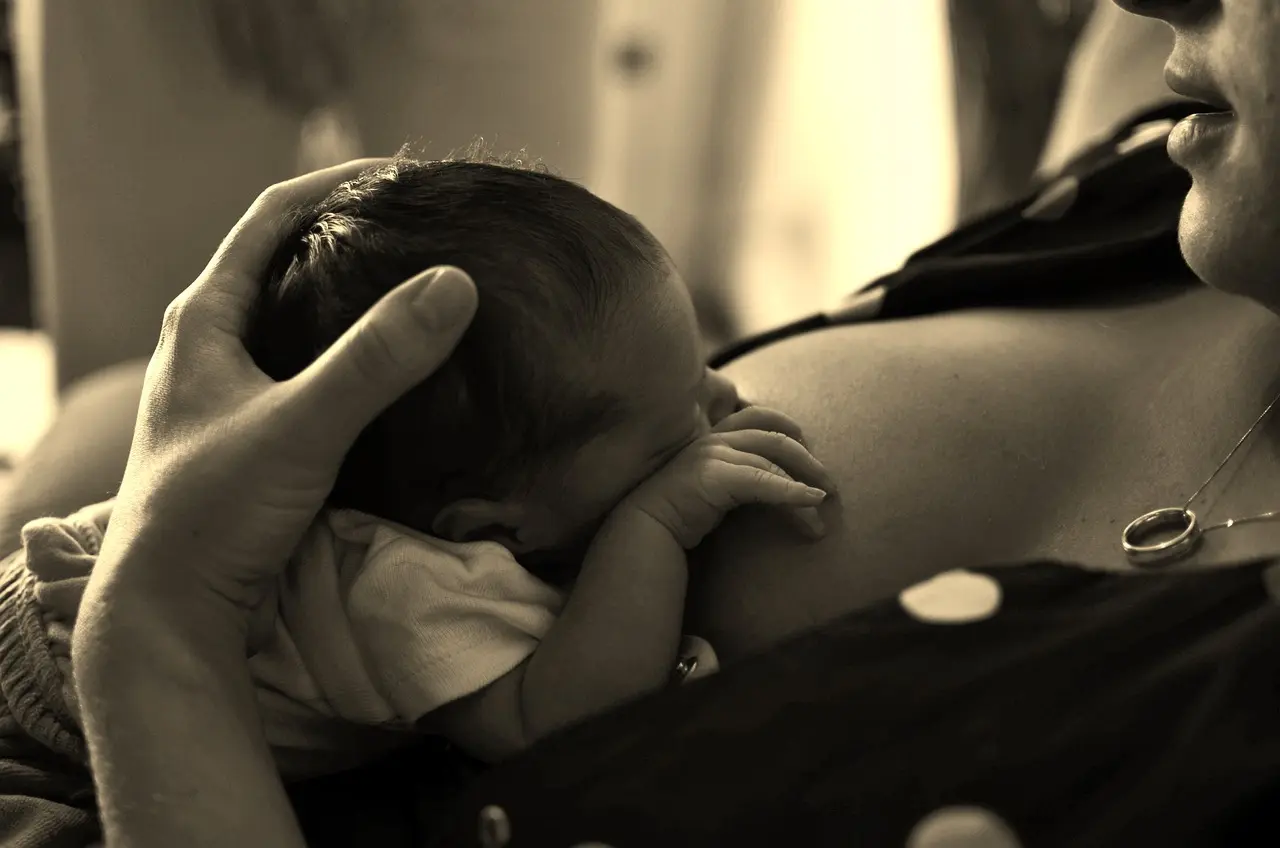 Real Talk: What No One Tells You About Breastfeeding