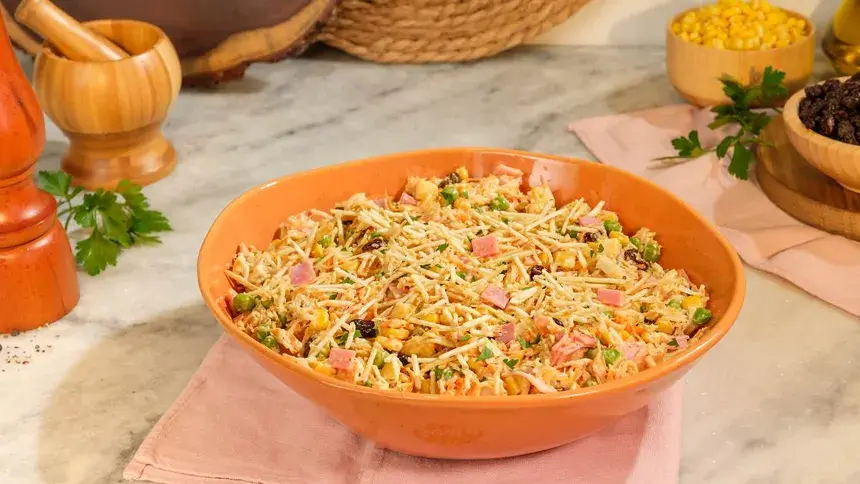 How to Make Salpicão: A Fresh & Flavorful Brazilian Classic