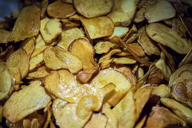 How to Make Banana Chips in the Airfryer — A Crunchy, Healthy Treat!