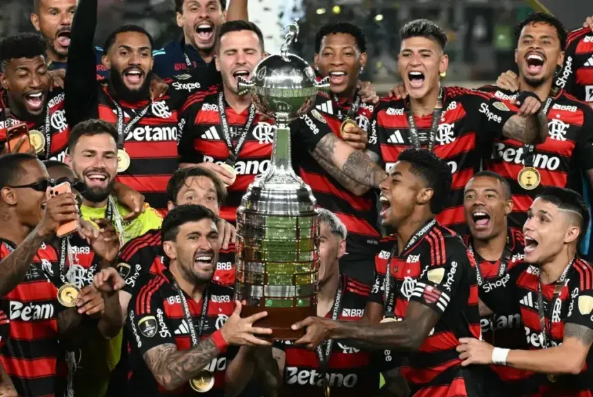 FLA WINS! The Libertadores Tea Is Spilled: Flamengo Snags the First Brazilian 'Four dPeat' Title! 🔥🏆✨