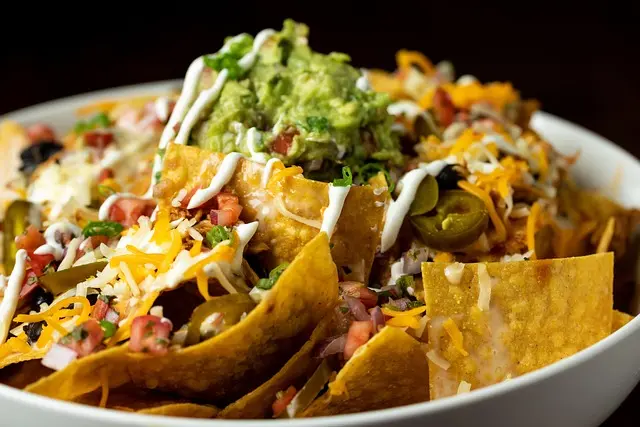 How to Make Guacamole: A Bowl of Freshness
