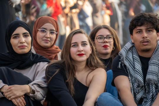 838 Stories in 10 Days: What a Firehose of Gen Z News Reveals About the News Cycle