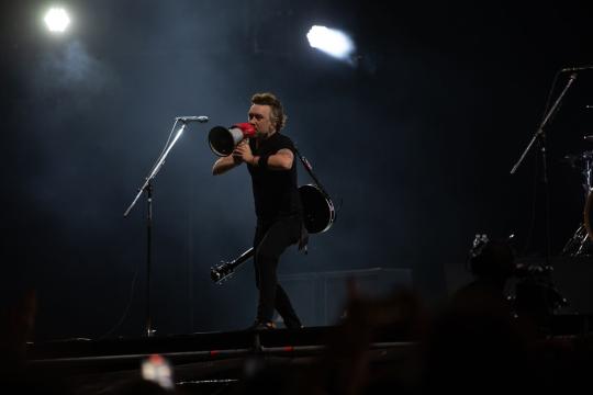 Ed Sheeran Philadelphia Apology After Macklemore Tour Split
