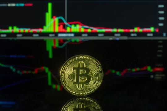 Crypto Liquidations Top $771M as Bitcoin Sinks Below $82K