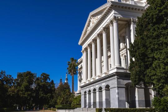 Supreme Court Keeps Cheap Political Ad Rates for the Midterms