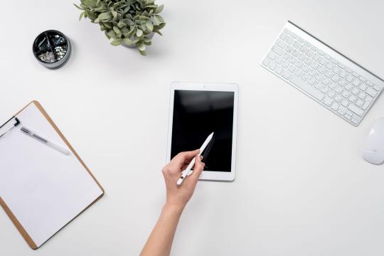 Samsung Galaxy Tab S12 Packs a Pen, Photoshop, and AI