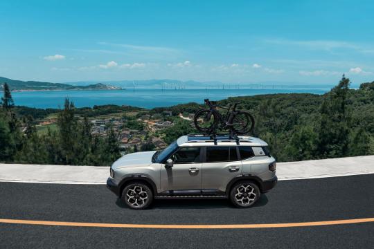 XPeng's Robot SUV Heads to Europe for Its Global Debut