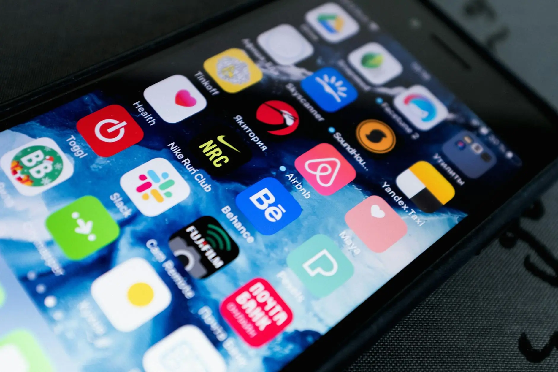 Claude Memory Rolls Out to Free Users With ChatGPT Import Tools