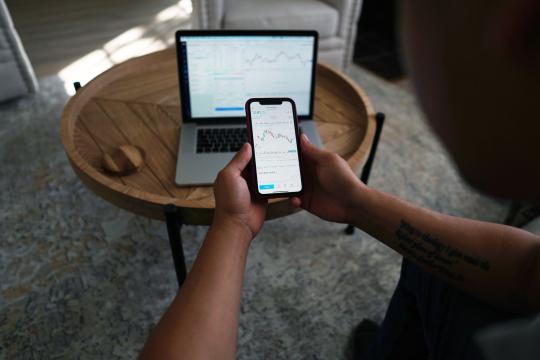 Gen Z's Investing Plot Twist: Boring ETFs Over Meme Stocks