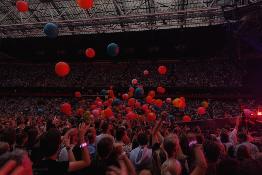 Shakira Madrid Residency Ends With a No. 1 Debut