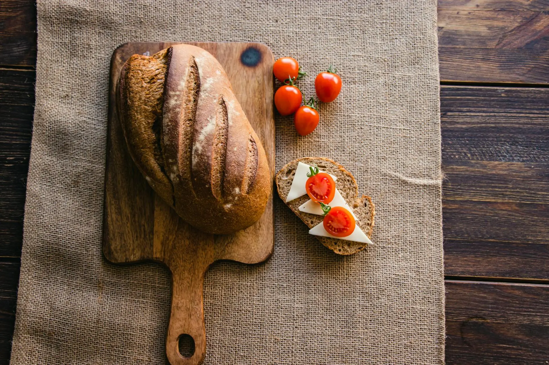 Cloud-Light Delight: Perfect Pão de Queijo Recipe