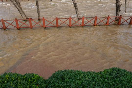 Istanbul Floods Kill Three After Record Rainfall