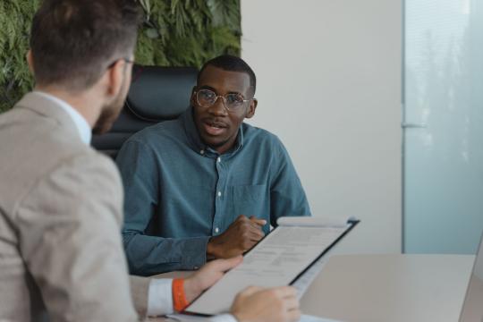 Study: AI Adds Jobs but Cuts Junior Hiring Across 41 Countries