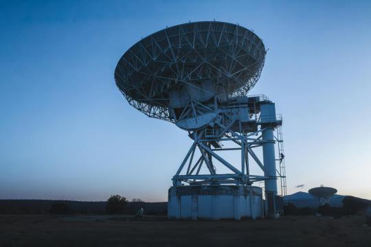Astronomers Detect Mega-Laser Signal from 8 Billion Light Years