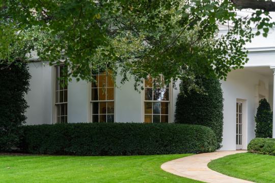The 'Morally Binding' White House AI Accord Is Just a Handshake