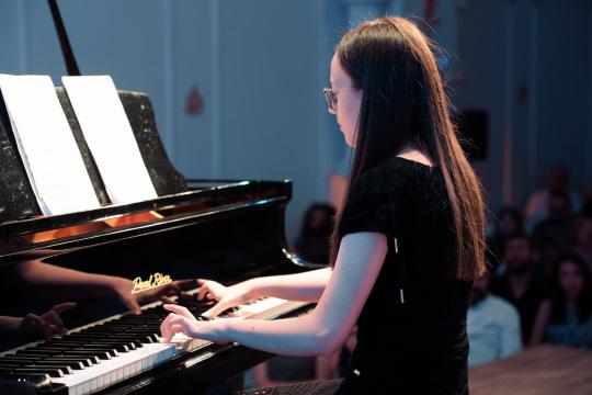 Paul Thomas Anderson's Cameron Winter Concert Film Trailer Is Here