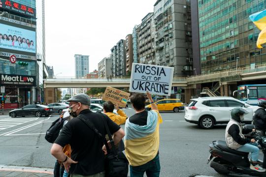 Russia Sanctions Pause: Trump Shelves Law He Just Signed