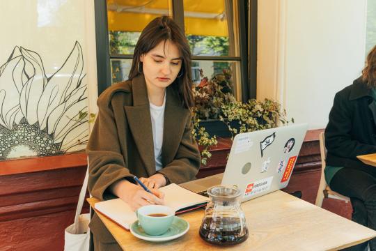 Dopamine Menus Are Gen Z's New Trick Against Doomscrolling