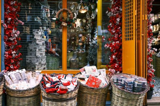 Gen Z and Millennials Now Own Holiday Spending
