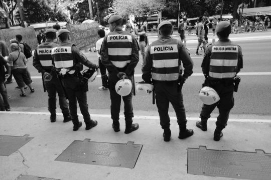 France High School Protests Blockade 180 Schools