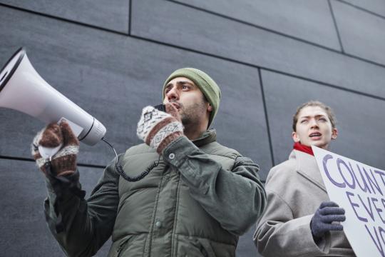 French Student Protests Blockade Hundreds of Schools Nationwide