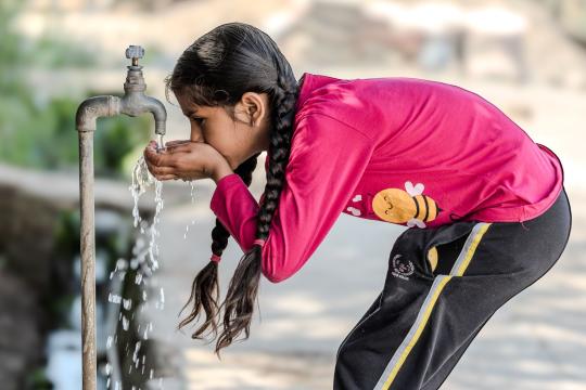 Tap Water Lithium Linked to Rare Heart Condition in Kids