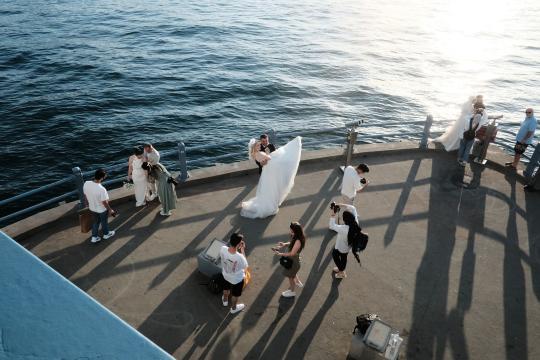 The Tobey Maguire Ex-Wife Wedding Nobody Saw Coming