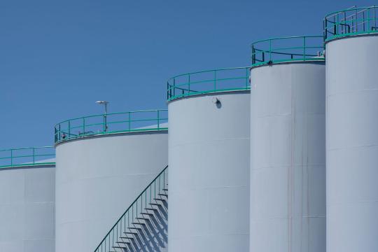 The Viral '14 Days of Oil' Claim, Debunked
