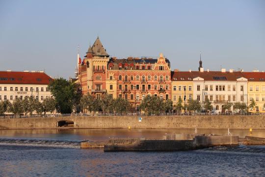 Czech Senate Election: Babiš's ANO Loses Every Seat