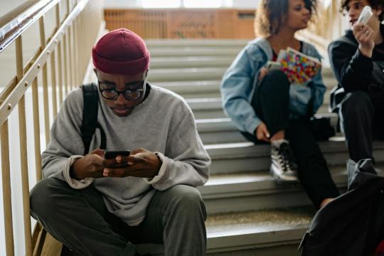 Gen Z Social Media Trust Crisis: The Numbers Don't Lie