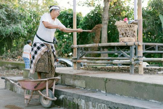 YouTube Brandcast 2026: Trevor Noah Hosts, Chappell Roan Performs