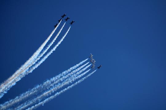 Snowbirds Final Air Show Retires Canada's Iconic Tutor Jets