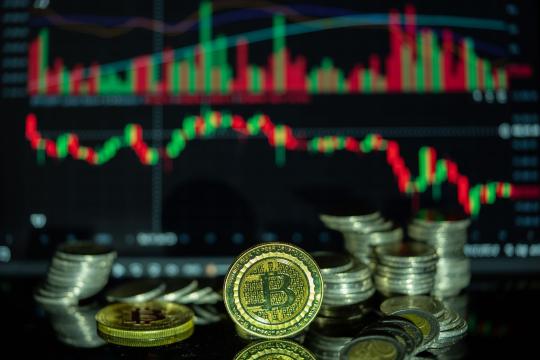 Bitcoin $85K Rally Extends as Crypto Stocks Join the Move