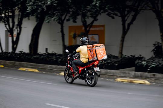 Seattle Delivery Pay Law Doubled Driver Pay, Then Came the Fees
