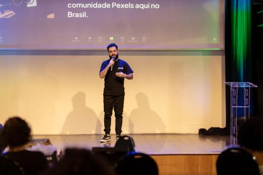 Sanchez Says AI Self-Regulation Has Failed in Europe