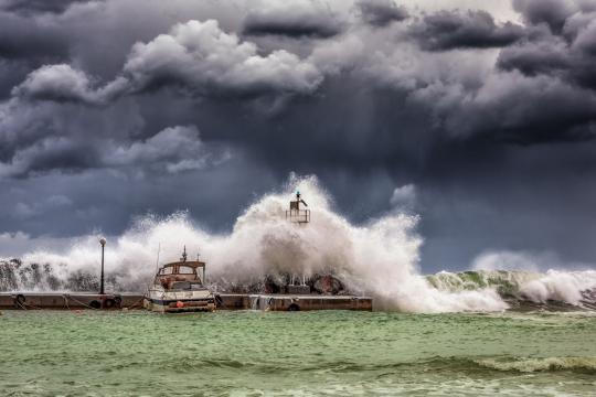 Record El Niño Drives California to Declare Storm Emergency