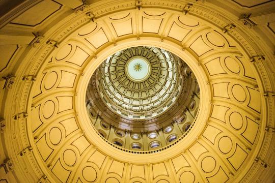 Texas AI Law 2026: New Regulations Balance Safety and Innovation