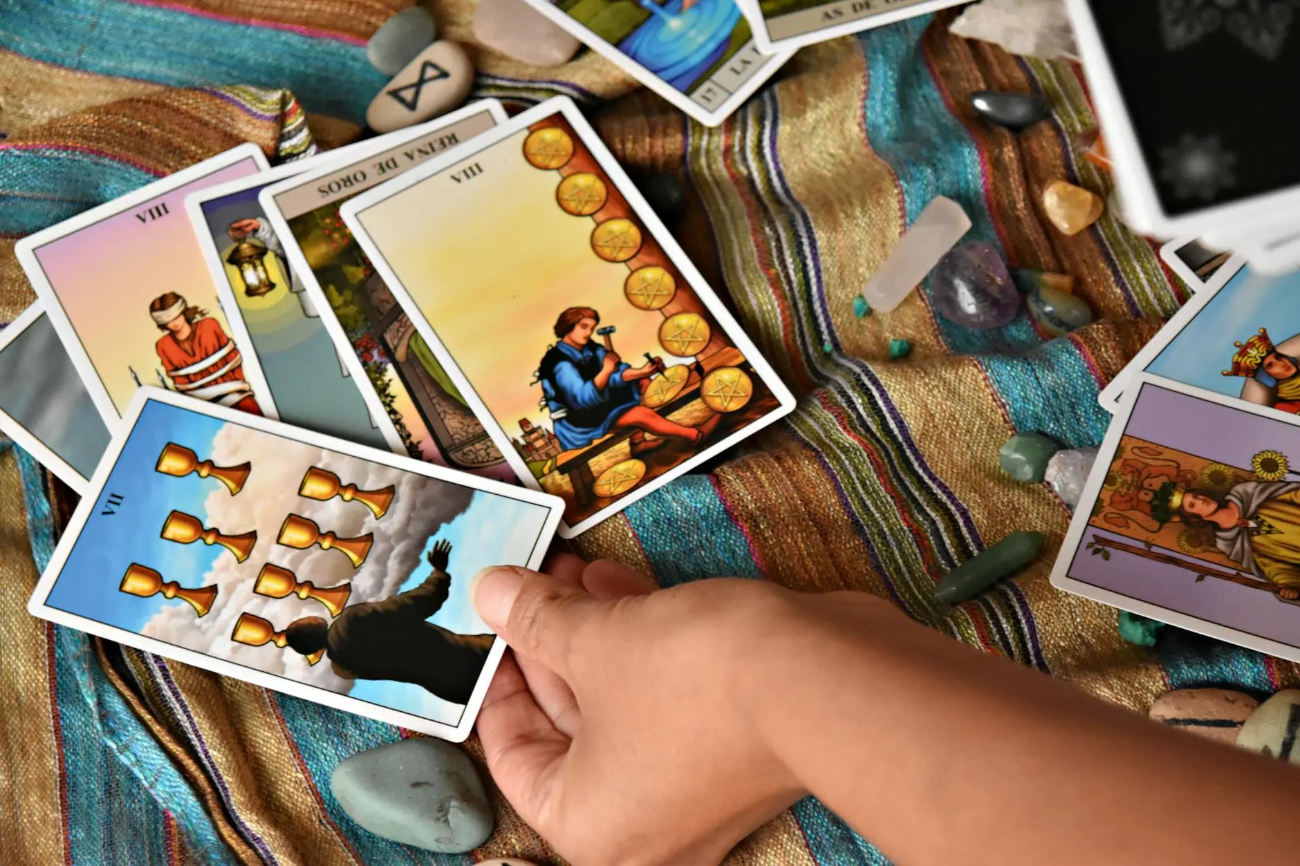 Aura Reading Is Gen Z Latest Spiritual Obsession