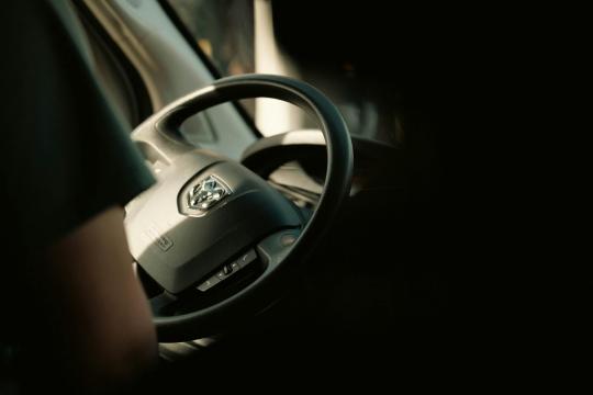 Zoox Robotaxi NHTSA Steering Wheel Free: Public Comment Opens