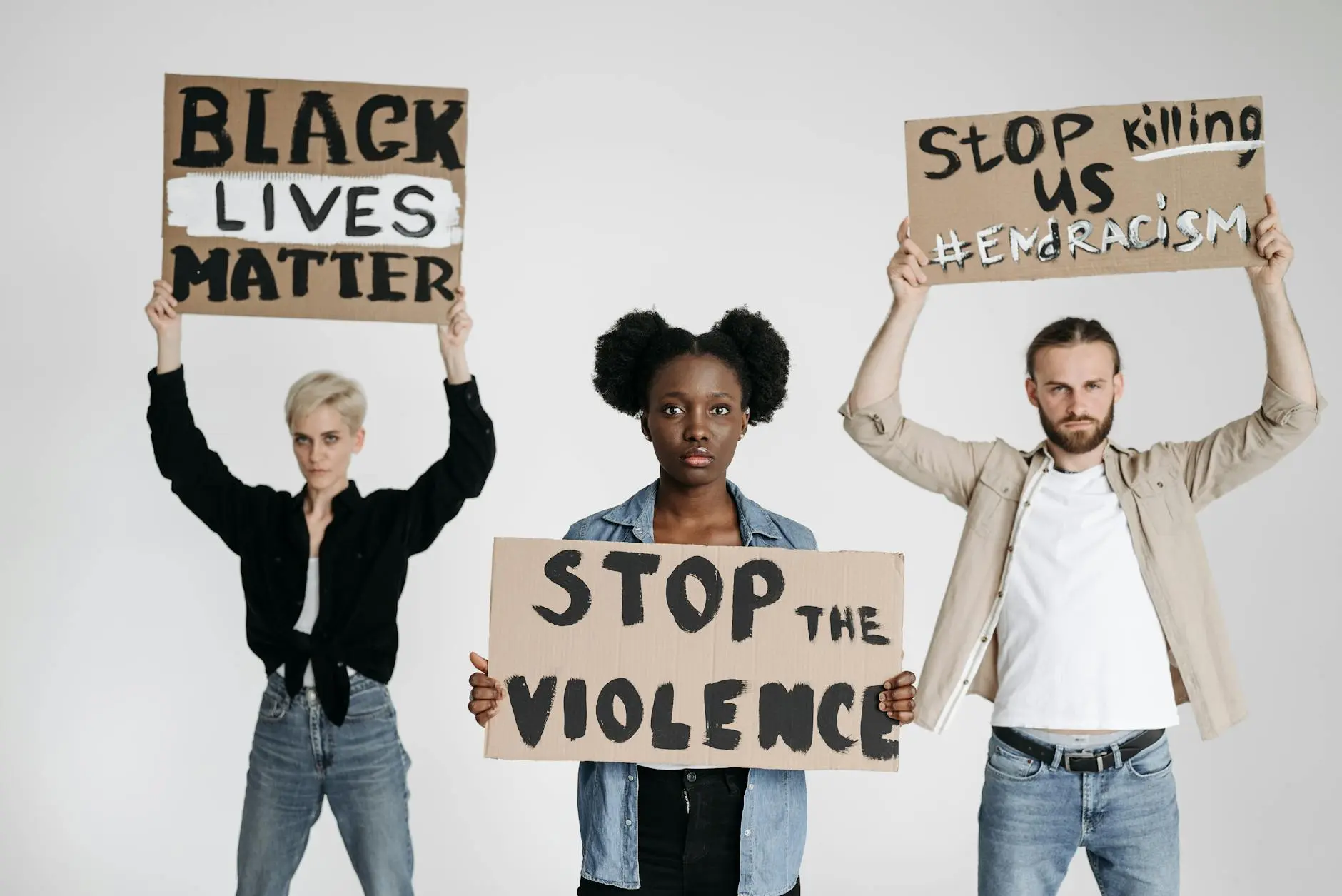 AI Chatbots Violence: 8/10 Help Teens Plan Shootings