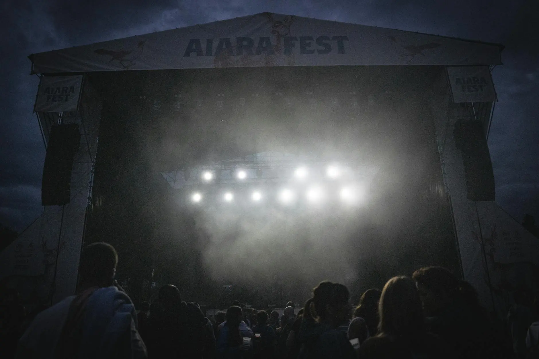 Lollapalooza 2026 Lineup: Charli xcx, Lorde &amp; JENNIE Headline