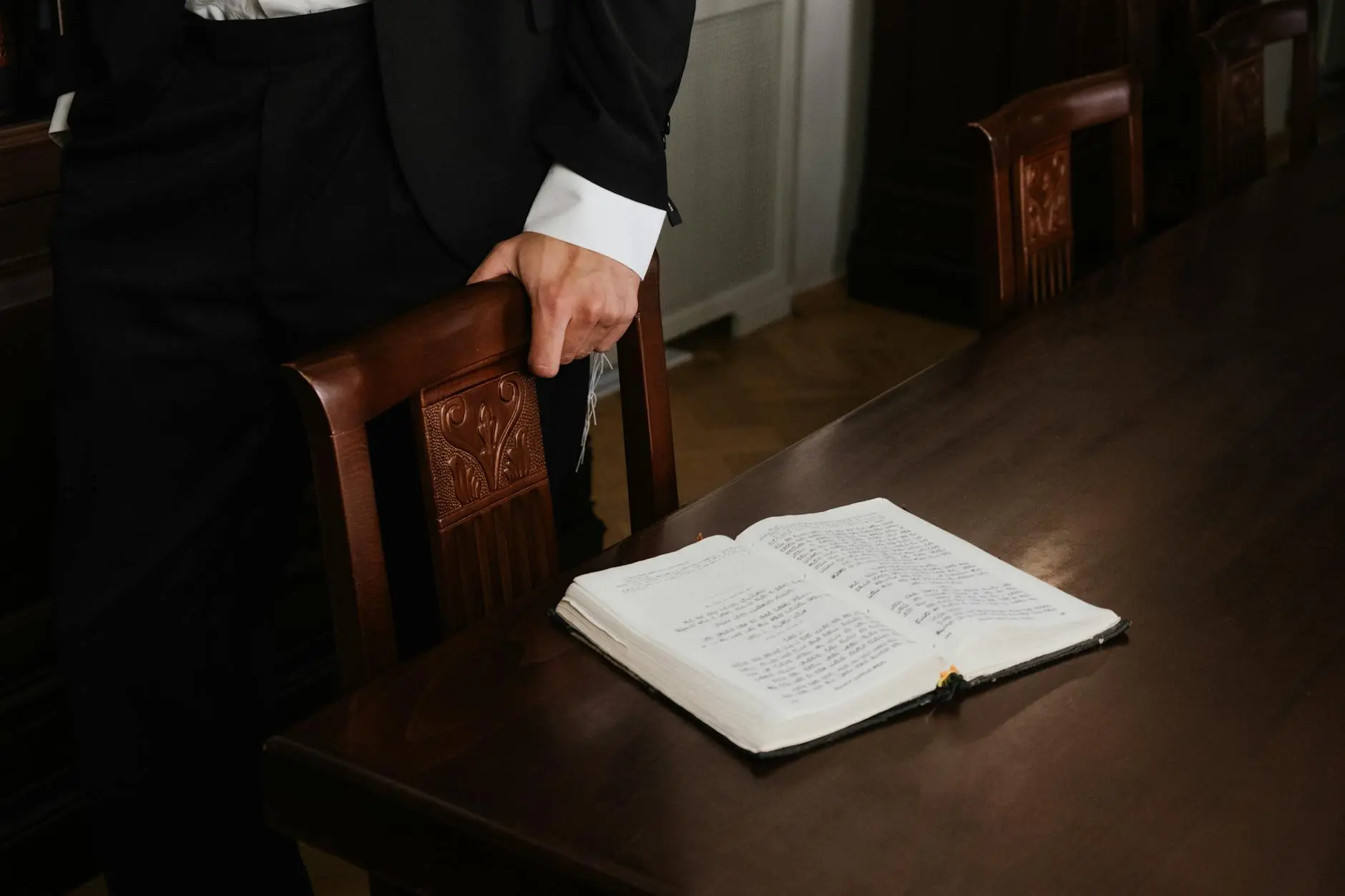 Britannica OpenAI Lawsuit: Dictionary Giant Sues AI Company