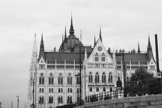 UN sanctions vote: UN Security Council Votes on New Sanctions Package