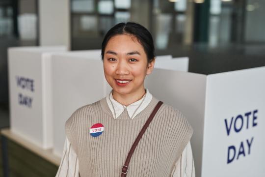 2026 Midterms: Polls Shift as Voter Trust Hits New Low