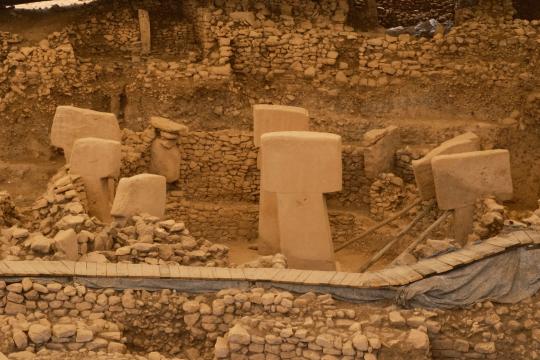 Göbeklitepe Burials Crack an Eleven-Thousand-Year Mystery