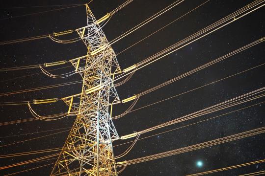 Russia's Ukraine Energy Grid Strikes Kill Seven, Cut Kyiv Power