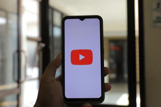 YouTube View Count Change: Every View Starts at Frame One
