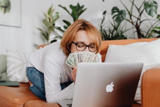 Upwork Withdrawal Fee: International Freelancers Now Pay $2.99