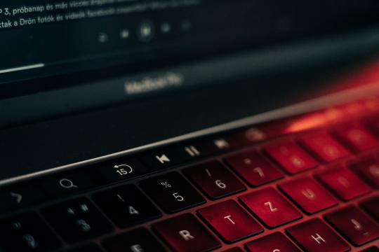Ransomware Negotiator Arrested in ShinyHunters FBI Probe