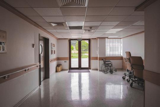 Medicare's AI Prior Authorization Pilot Left Patients Waiting